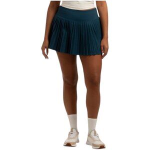LAURA ASHLEY Upf 50 Short Pleated Skirt